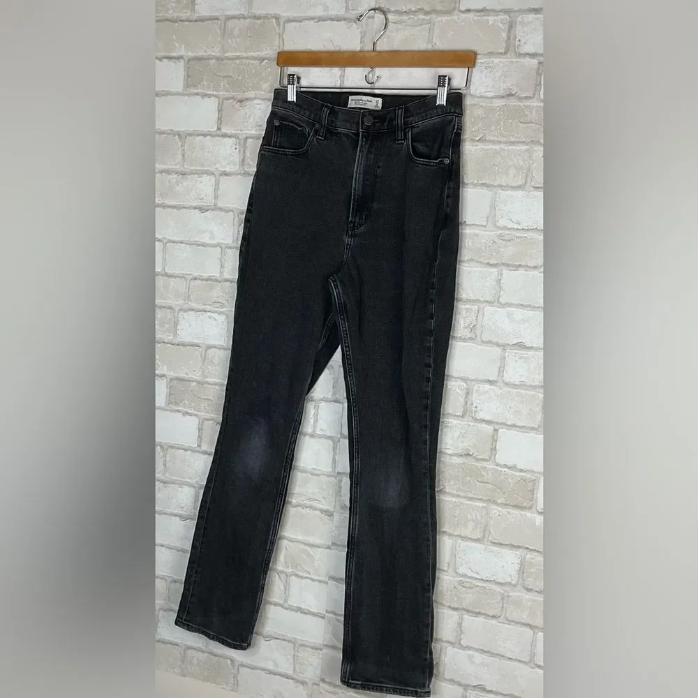 Abercrombie & Fitch Curve Love The Slim Straight Ultra High Rise Jeans Size 4